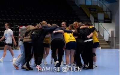 Ikast Håndbold U17 går på juleferie med en storsejr i pokalturneringen